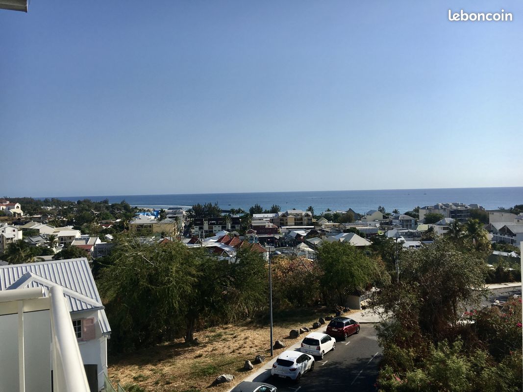 Terrain 839 m² · à Saint-Paul · 839 m² · 750 000 €