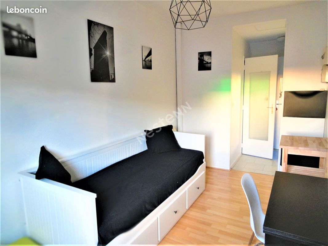 Appartement 1 pièce 15 m² · à Reims · 15 m² · 355 €/mois