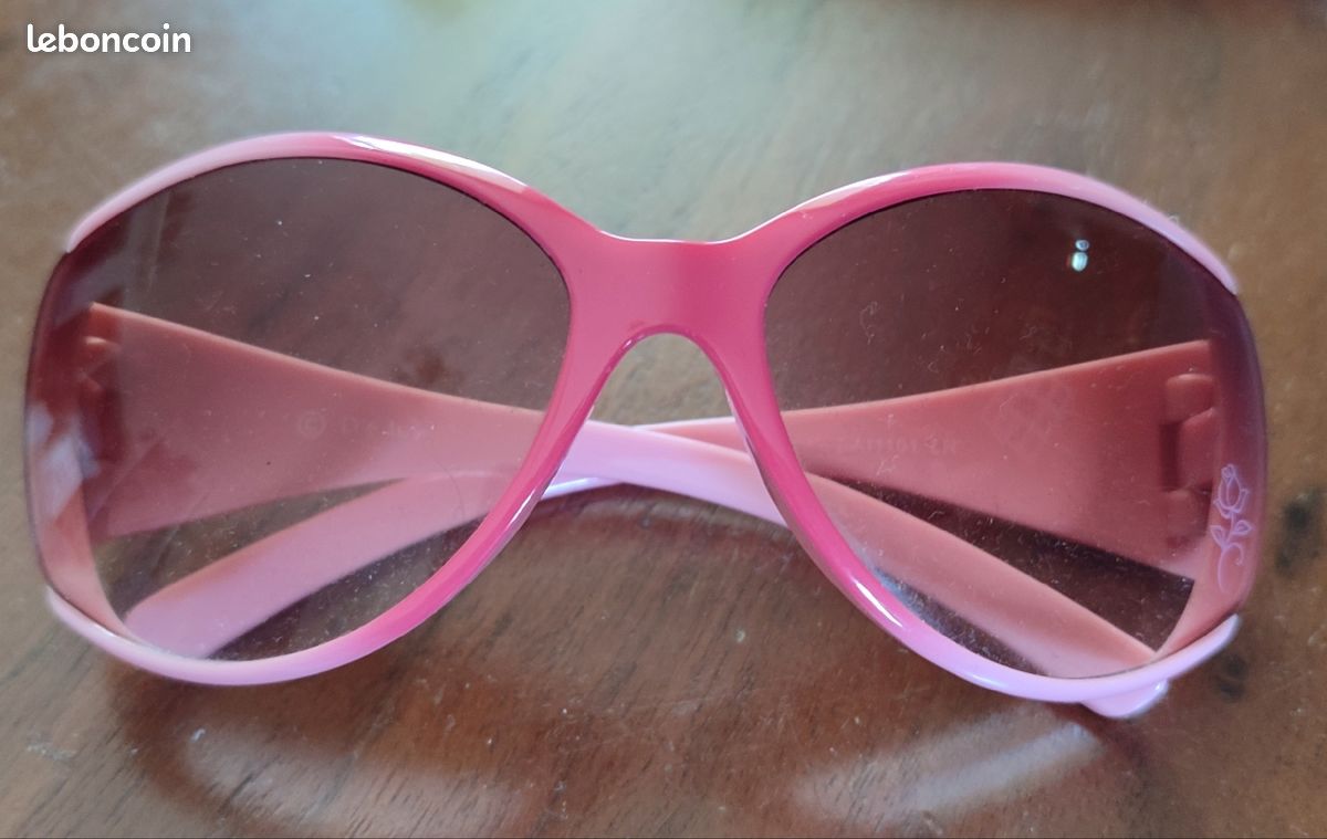 PRINCESS - Lunettes de soleil (image 1)