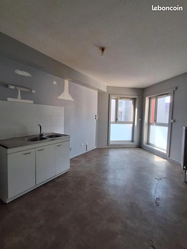 Appartement 4 pièces 87 m² · à Saint-Chamond · 87 m² · 698 €/mois