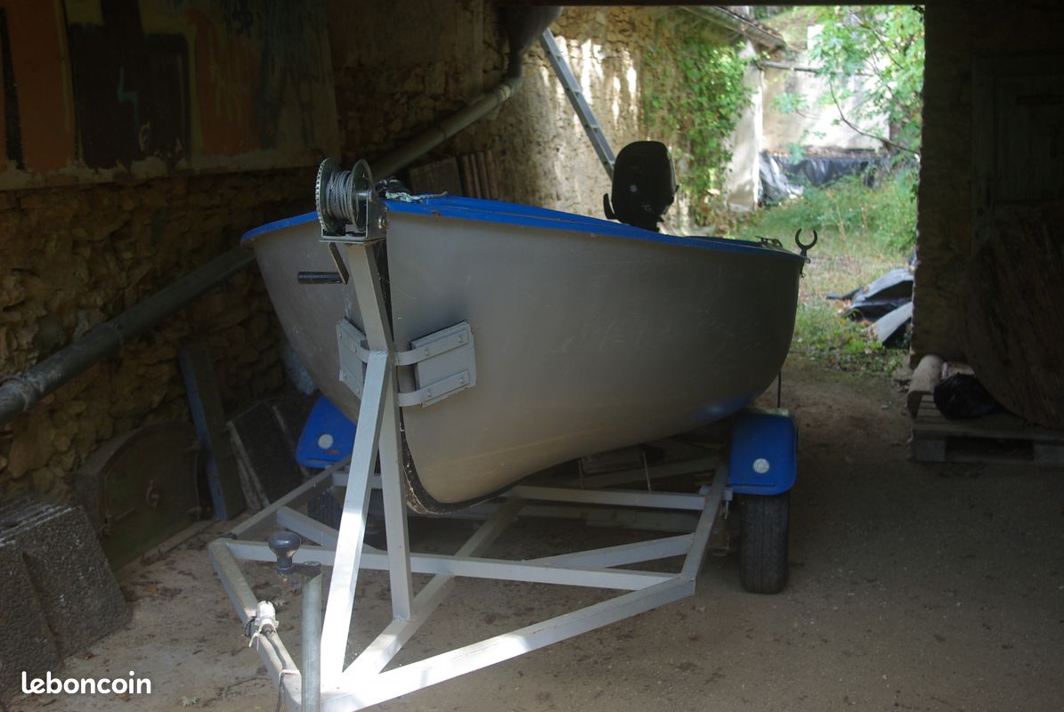 Bateau à vendre (image 1)