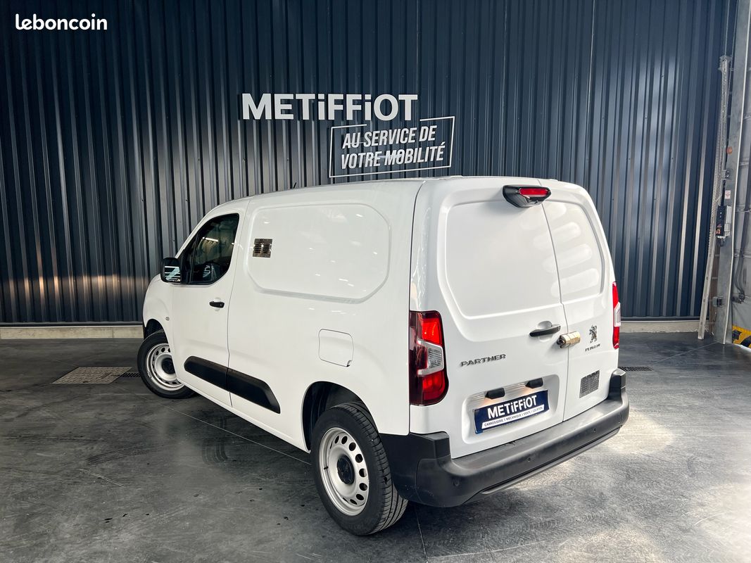 Peugeot Partner Standard 100cv / 1ere main / Garantie 6 mois (image 2)