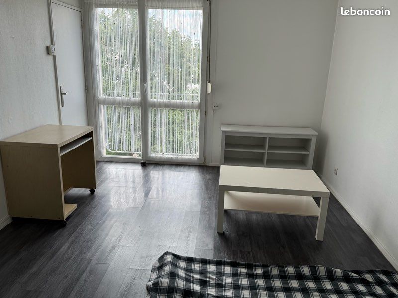 Appartement 1 pièce 28 m² · à Montigny-lès-Metz · 28 m² · 70 000 €