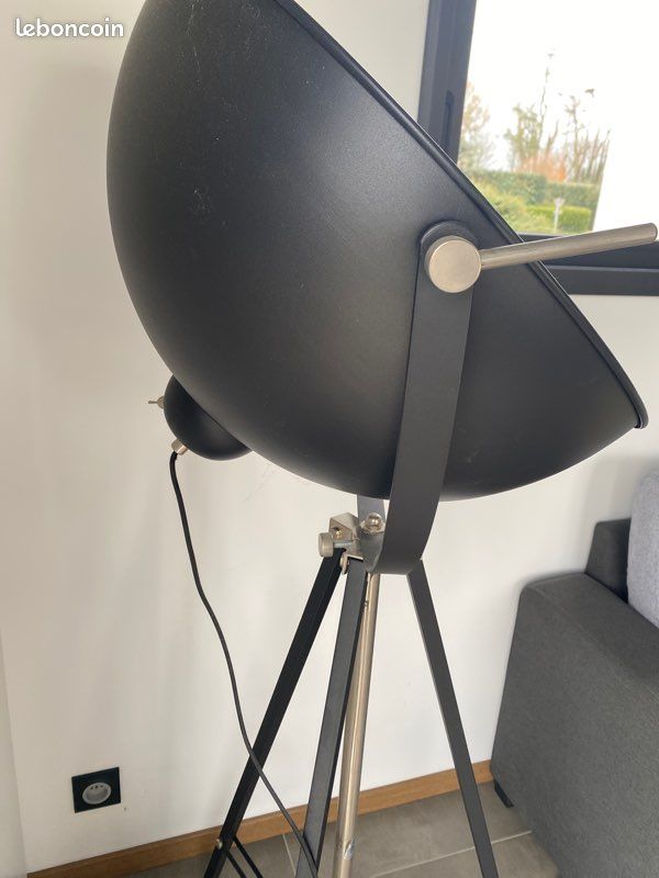 Lampadaire style industriel (image 4)