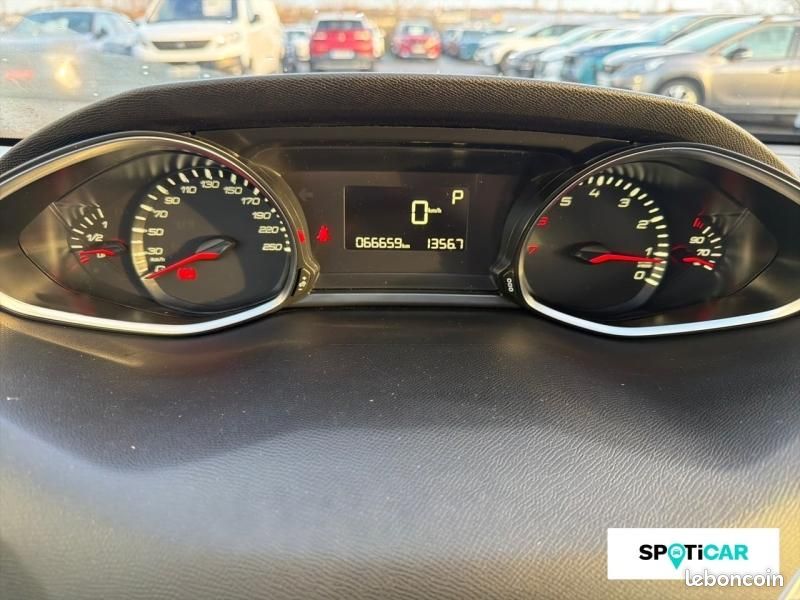 Peugeot 308 1.2 PureTech 130ch Style EAT6 (image 13)