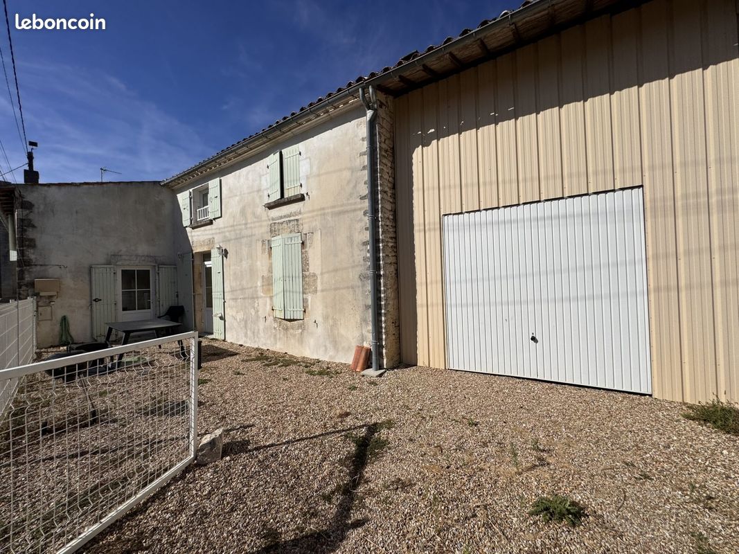 Maison 5 pièces 154 m² · à Authon-Ébéon · 154 m² · 138 500 €