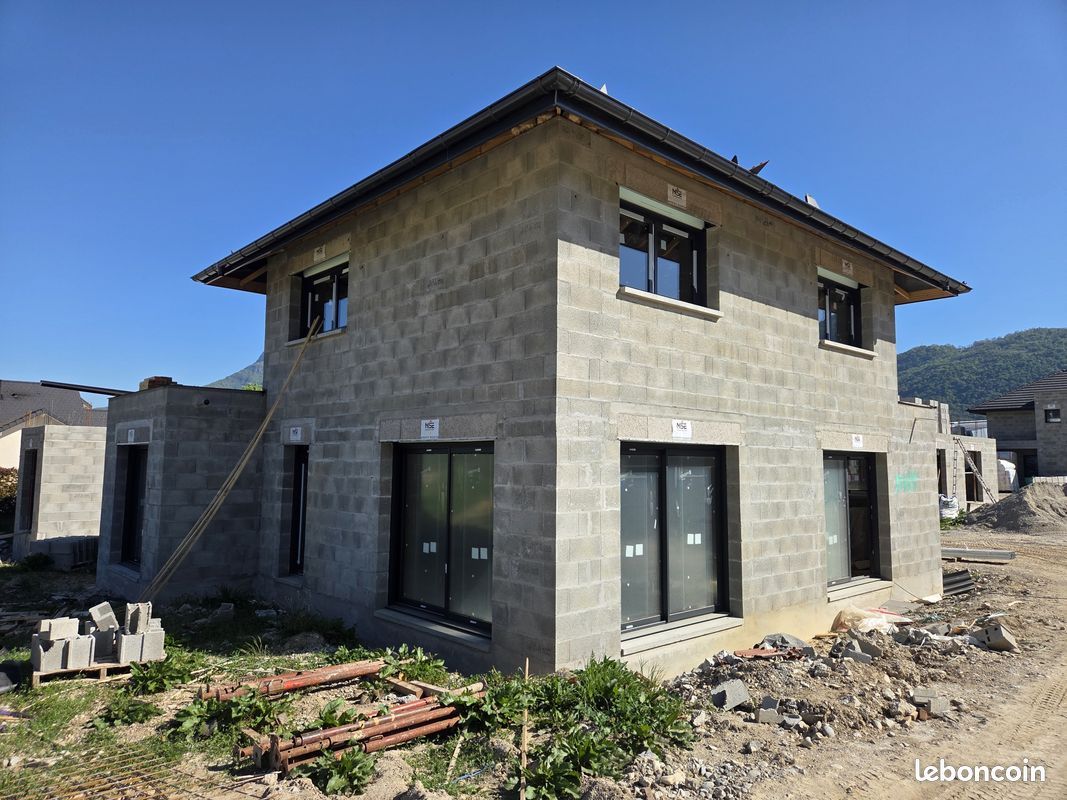 Maison 5 pièces 125 m² · à La Ravoire · 125 m² · 539 000 €