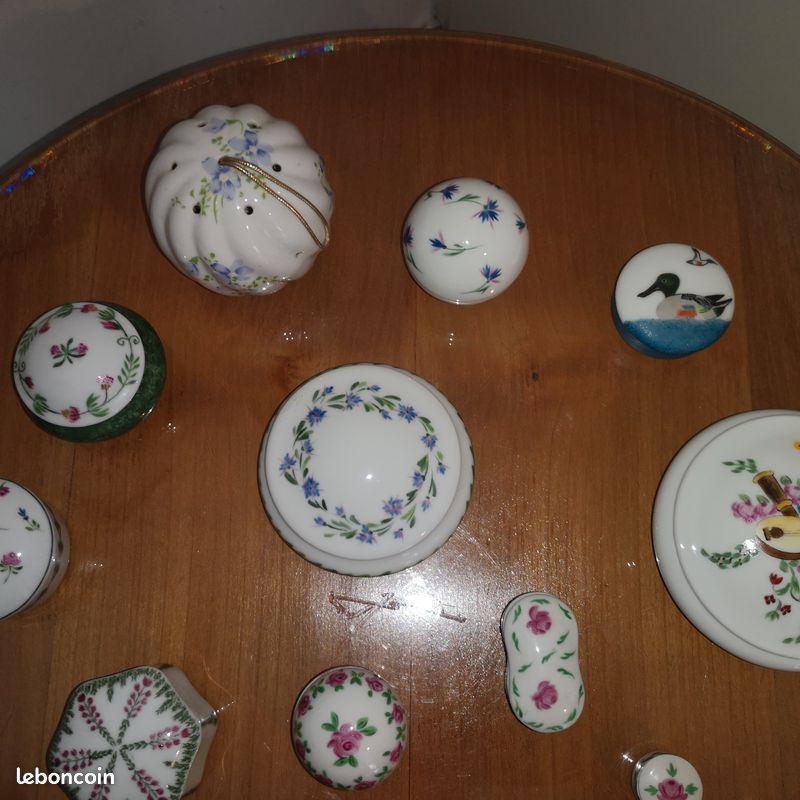 Lot 13 boîtes Limoges + 1 boule de senteur en porcelaine – Parfait état (image 4)