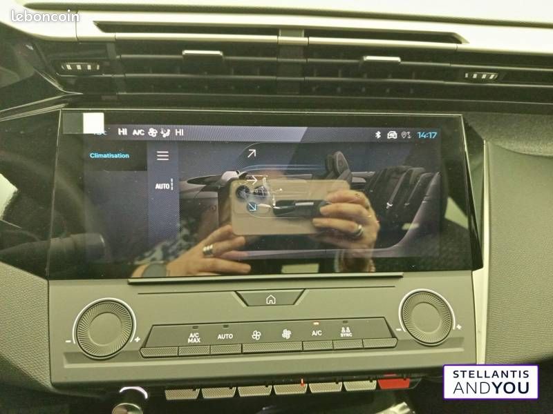 Peugeot 308 Hybrid 145 e-DCS6 Allure (image 30)