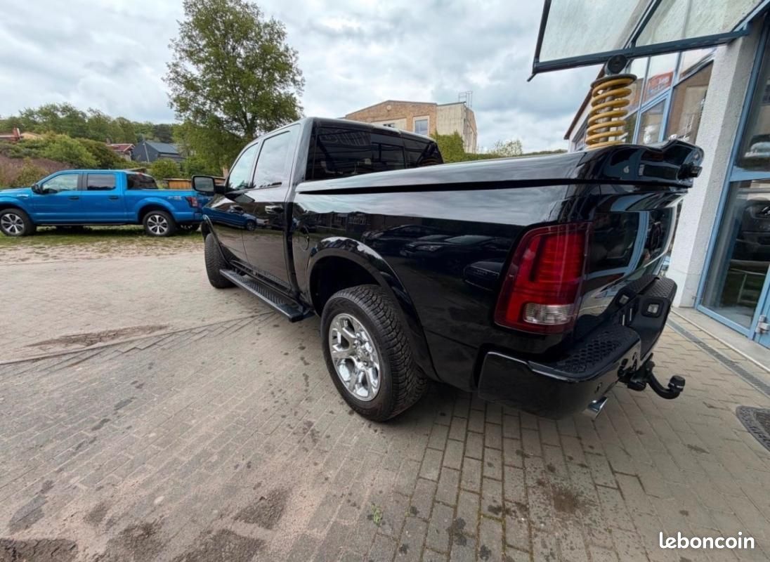 Dodge Ram 1500 - V8 5.7 LARAMIE CREWCAB Couvre benne TVA récupérable (image 3)