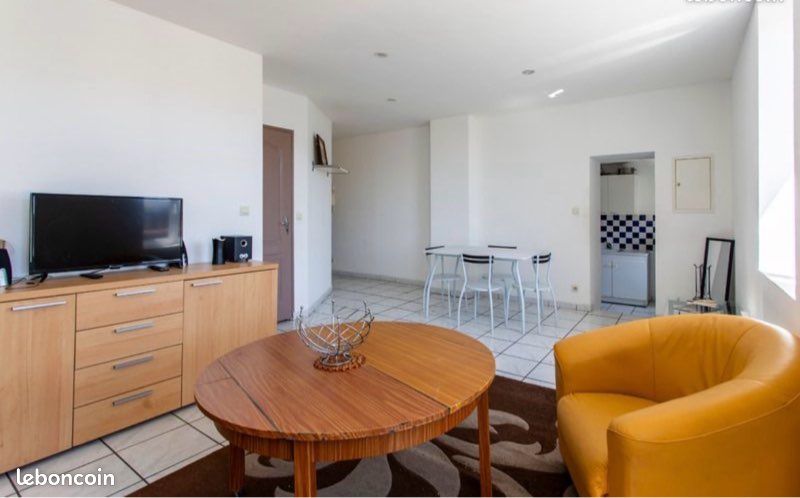 Appartement 2 pièces 48 m² · à Nîmes · 48 m² · 485 €