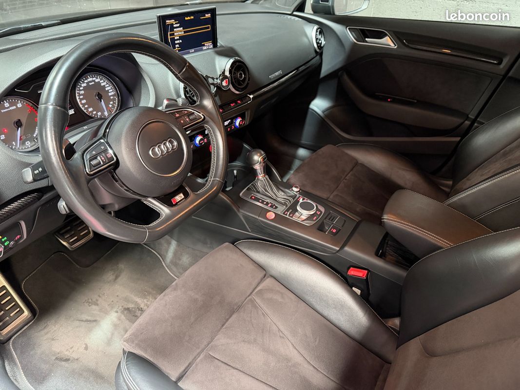AUDI S3 SPORTBACK 2.0 TFSI 300ch Quattro S-Tronic 6 - NOIR PANTHERE / SUIVI COMPLET / PACK CARBONE (image 7)