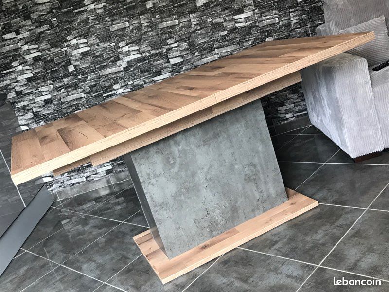 Table (image 1)