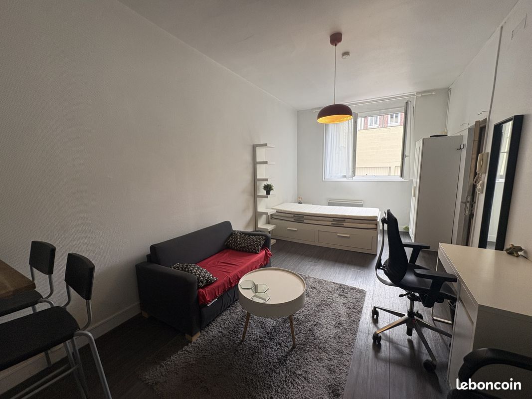 Appartement 1 pièce 25 m² · à Elbeuf · 25 m² · 390 €
