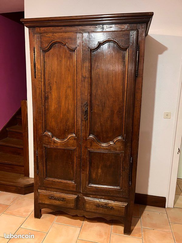 Belle penderie ancienne (image 1)