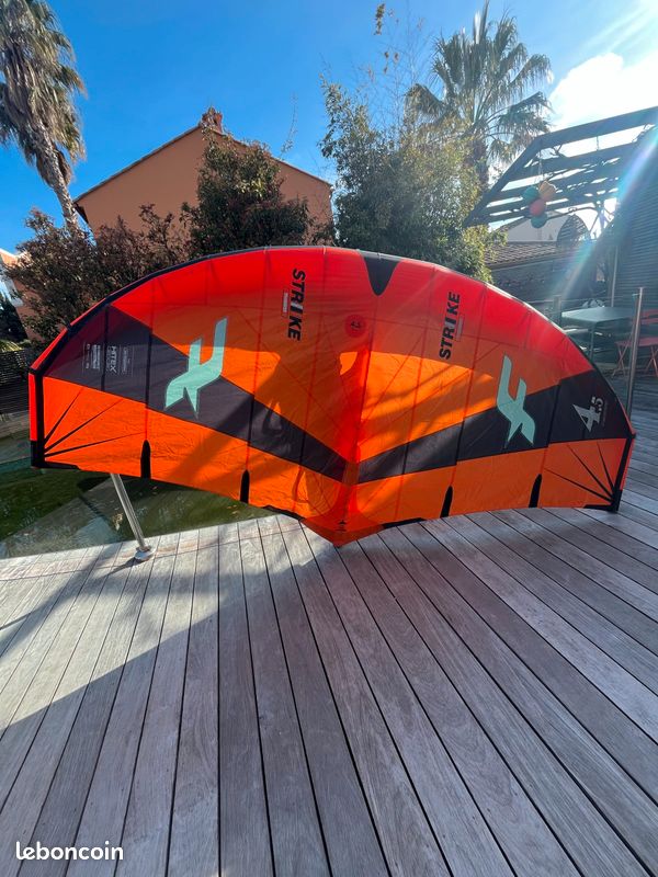F-one STRIKE V3 5.5m2 ひろっ ウイングフォイル