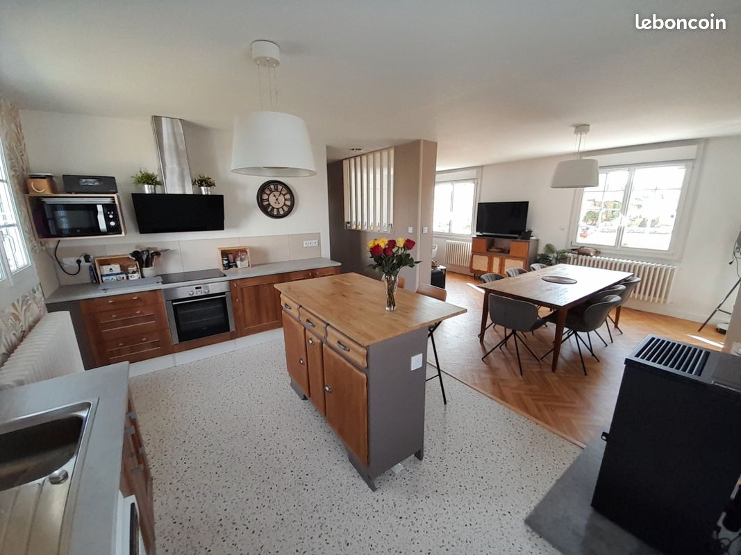 Maison 5 pièces 104 m² · à Saint-Avé · 104 m² · 1 350 €/mois