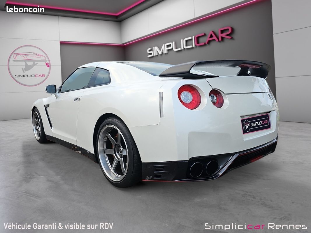 NISSAN GT-R 3.8 V6 Préparation GL Racing +700ch, Boite de vitesse forgé, Black Edition/Track pack - Carbone (image 3)