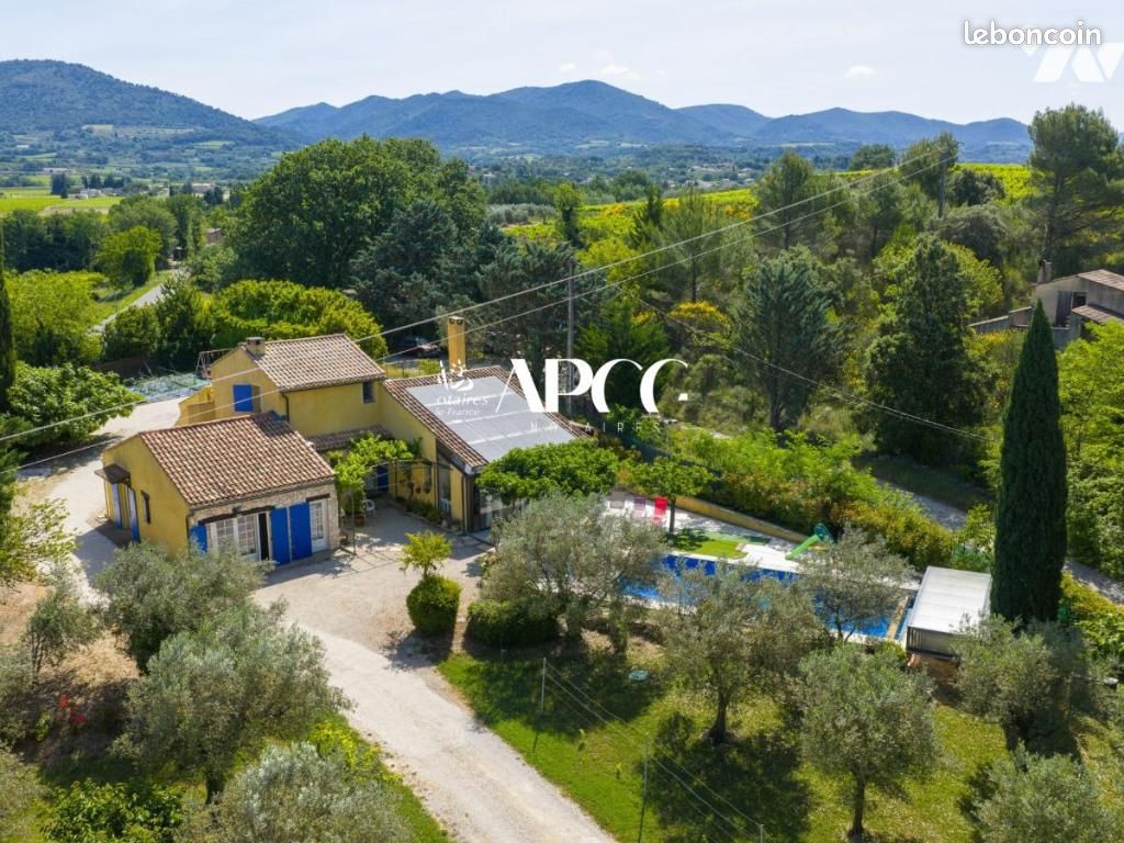 Maison 6 pièces 170 m² · à Mirabel-aux-Baronnies · 170 m² · 565 000 €