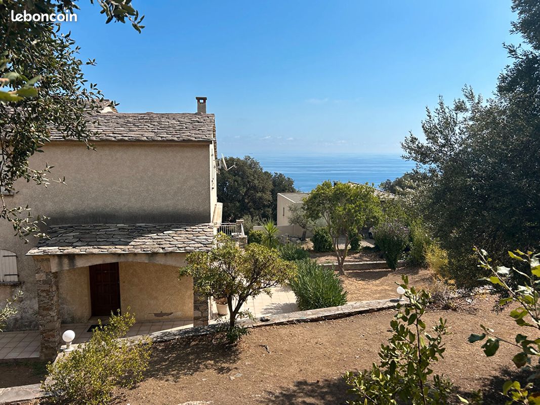 Maison 5 pièces 134 m² · à Brando · 134 m² · 460 000 €