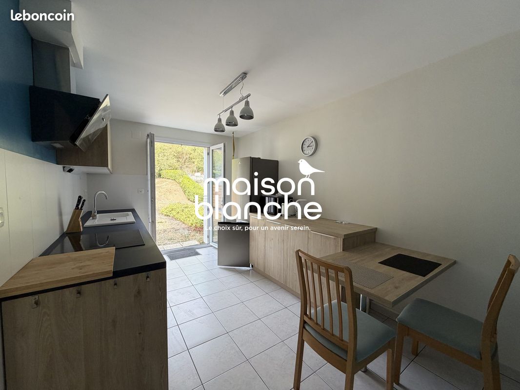 Appartement 3 pièces 93 m² · à Louin · 93 m² · 730 €/mois