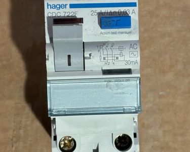 interrupteur différentiel hager - 25a - 30 ma - 2 pôles - type ac - vis / vis - bd