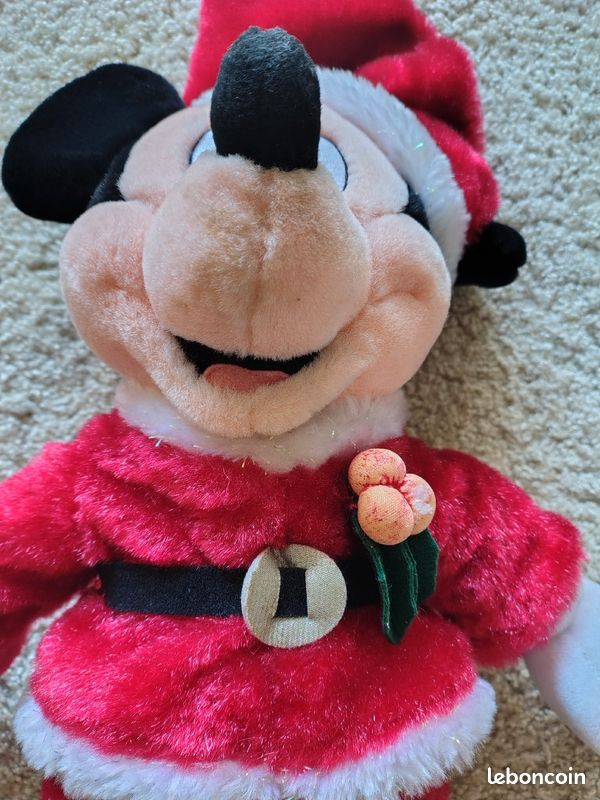 Peluche doudou Mickey père noël avec grelot grand format - Disney Disneyland Paris (image 2)