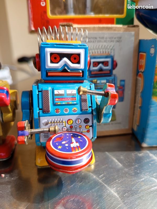 Jouets Métalliques Vintage – Robots / Bateau / Kangourou (image 3)