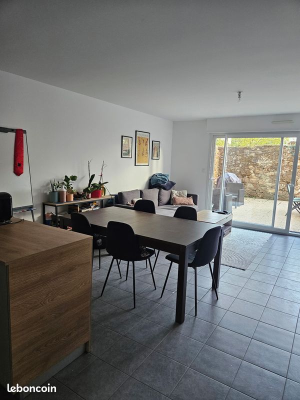 Maison 4 pièces 98 m² · à Montaigu-Vendée · 98 m² · 910 €/mois