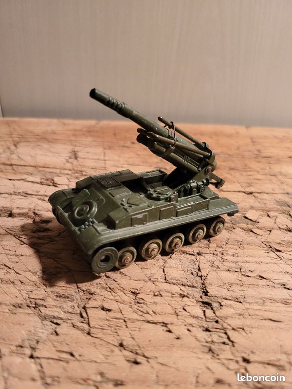 Dinky toys canon de 155 automoteur 813 - Collection