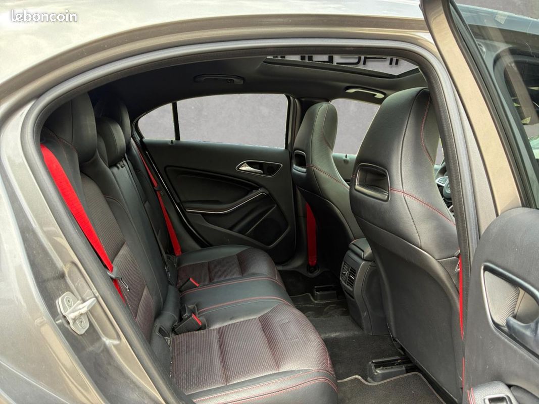 MERCEDES CLASSE A A45 AMG - 4Matic - PHASE 2 - Garantie 12 mois (image 25)