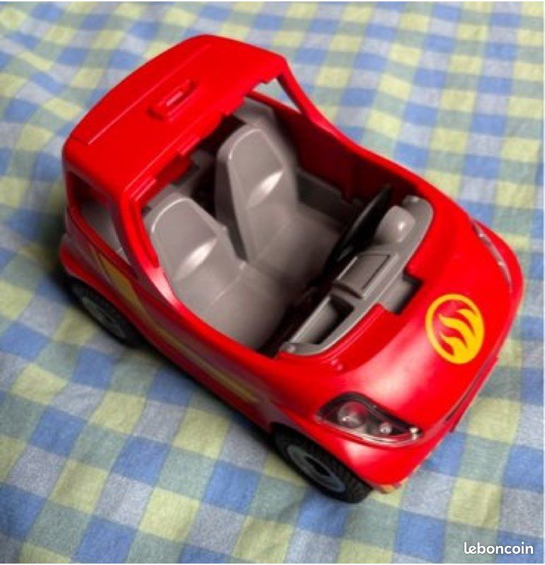 Voiture Playmobil sans pare-brise (image 1)