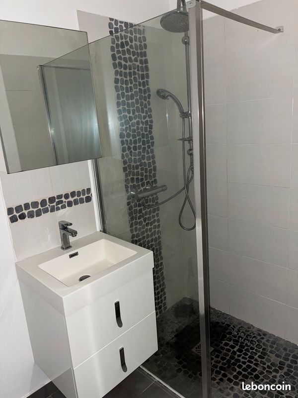Loue type 2 chalons proche centre ville (image 2)