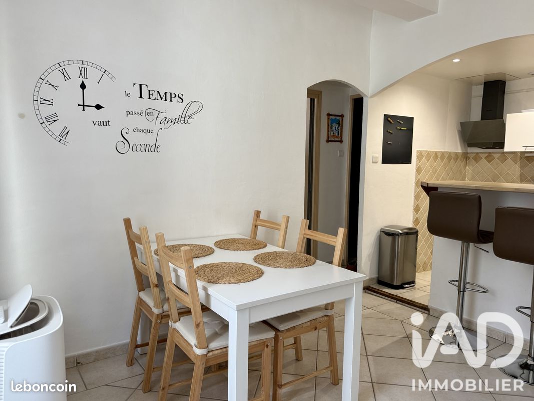 Appartement 2 pièces 32 m² · à Collobrières · 32 m² · 79 000 €