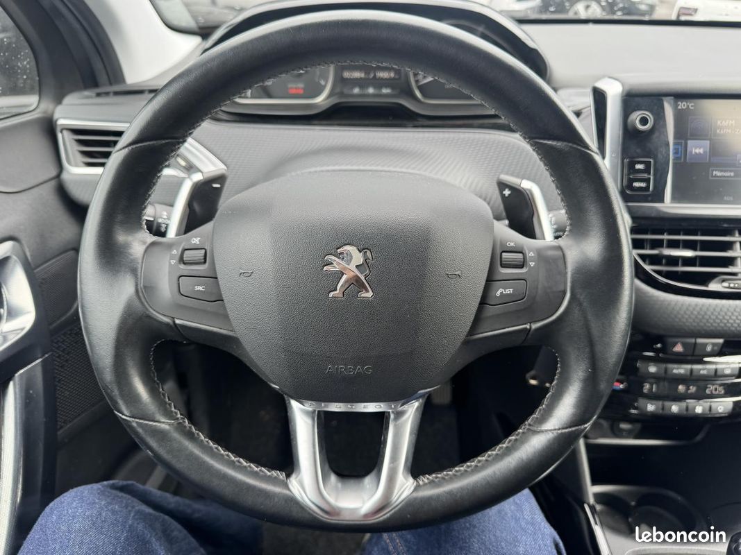 PEUGEOT 2008 1.2i PureTech 12V S&S - 82 - BV ETG5 Allure PHASE 1 (image 11)