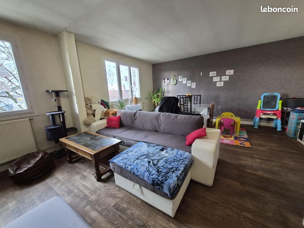 Appartement 3 pièces 86 m² · à Bourg-en-Bresse · 86 m² · 121 000 €