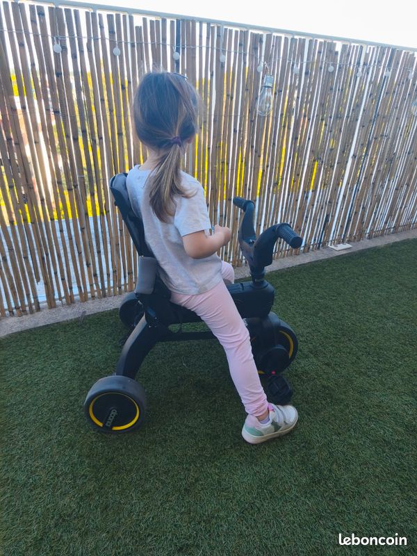 Tricycle liki trike 3 en 1 marque DOONA (image 17)
