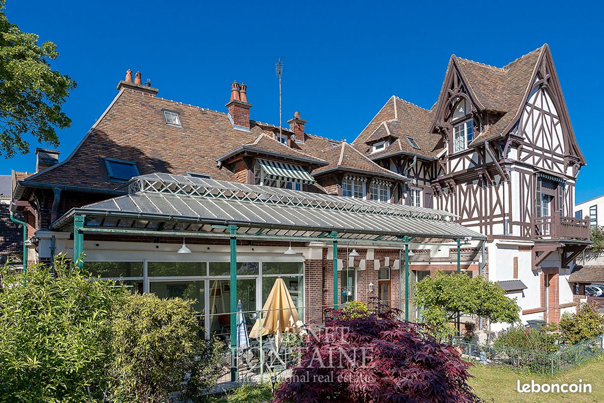 Maison 8 pièces 216 m² · à Beauvais · 216 m² · 515 000 €