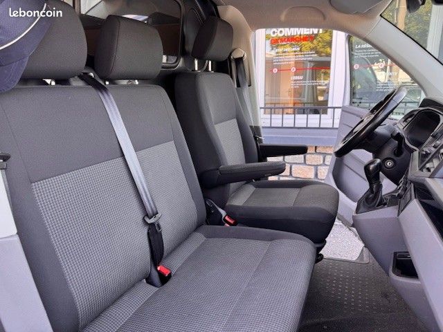 VOLKSWAGEN Transporter T6 2.0TDI 4 MOTION DSG BUSINESS LINE 198CH L1H1 (image 12)
