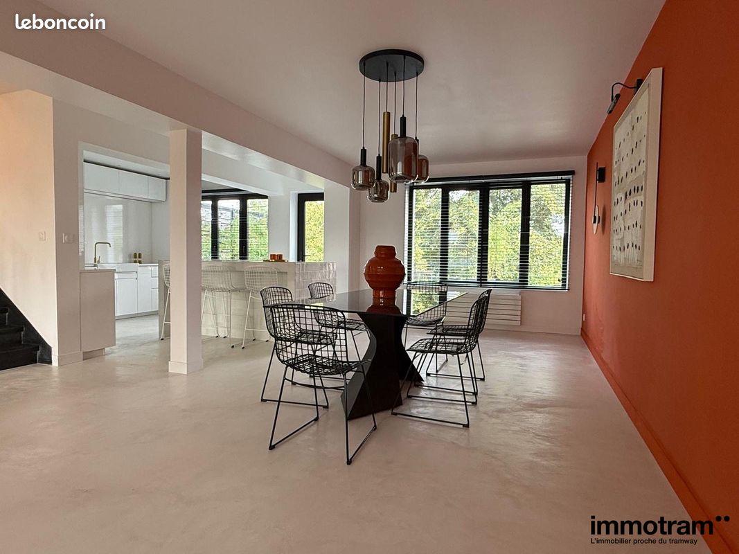 Maison 5 pièces 220 m² · à Marcq-en-Barœul · 220 m² · 949 000 €