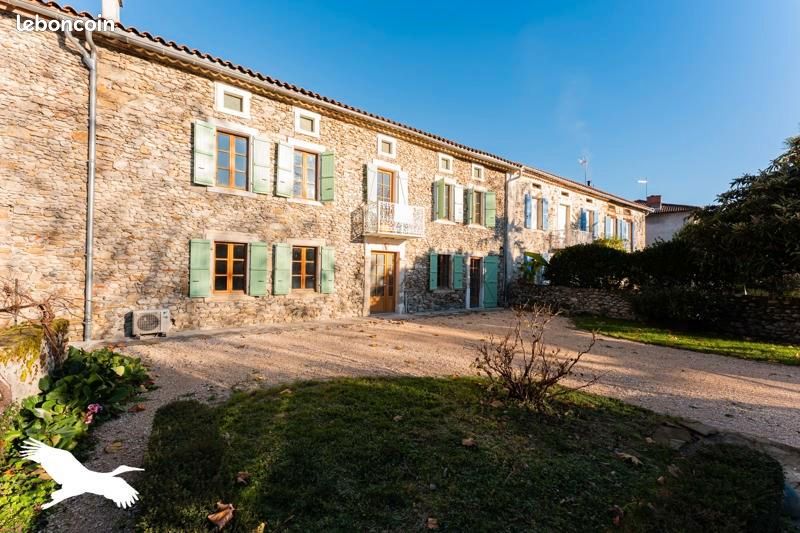 Maison 5 pièces 245 m² · à La Bastide-du-Salat · 245 m² · 276 000 €