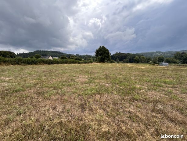 Terrain 1566 m² Saint-Exupéry-les-Roches