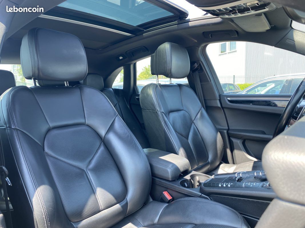 PORSCHE MACAN S 3.0D 258Ch PDK7 / Toit Ouvrant - Sièges électriques à mémoires (image 7)