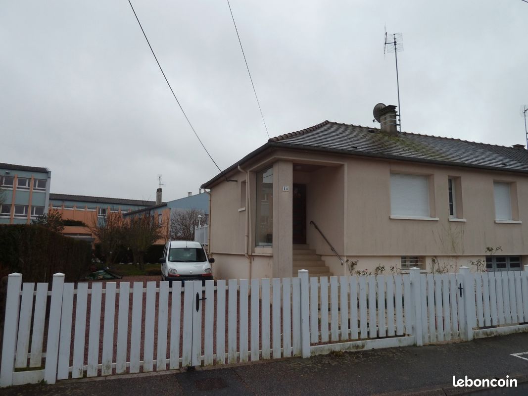 Maison 5 pièces 70 m² · à Coulonges-sur-Sarthe · 70 m² · 600 €/mois