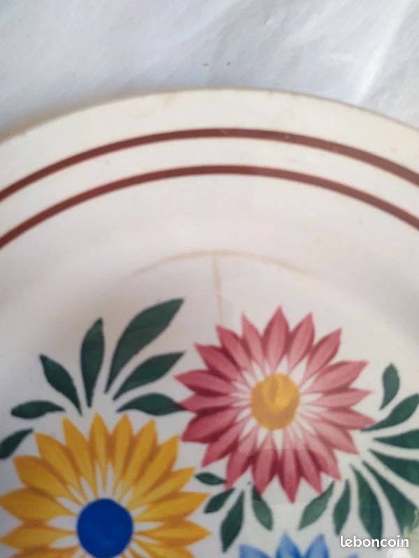 Assiettes plates anciennes en terre de fer Choisy-le-Roi (image 16)