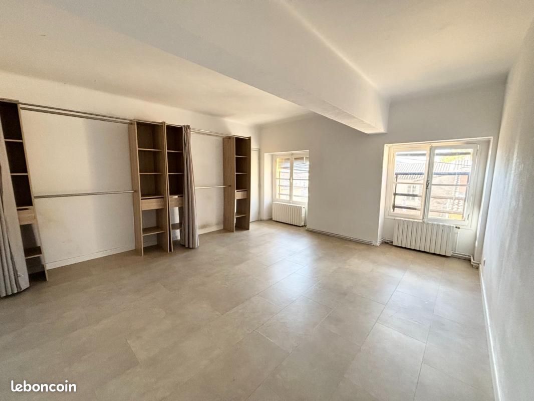 Appartement a louer avignon - 3 pièce(s) - 84 m2 - Surfyn