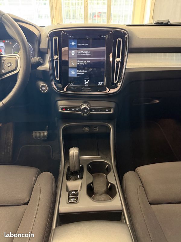 Volvo XC40 T5 Twin engine 261Ch Inscription - TVA RECUPERABLE / 1ERE MAIN / TOIT OUVRANT PANORAMIQUE / COFFRE ELECTRIQUE / CAMERA DE RECUL (image 19)