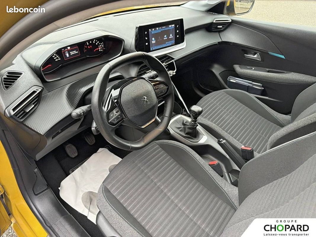 PEUGEOT 208 PureTech 100 S&S BVM6 Style (image 4)