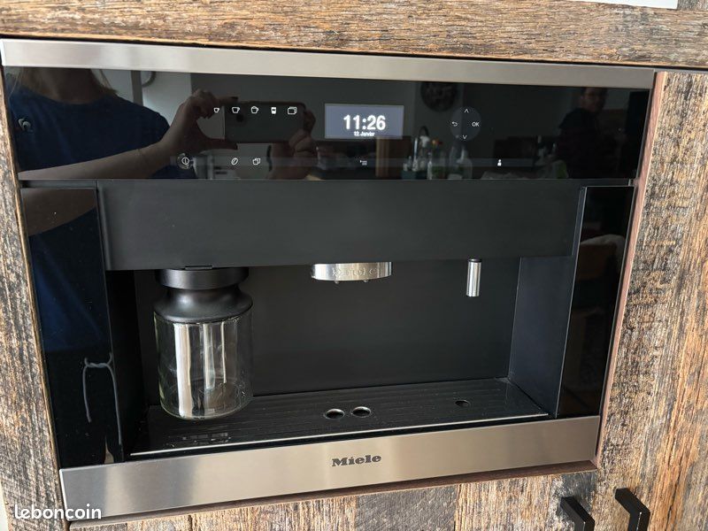 Machine à café encastrable (image 1)
