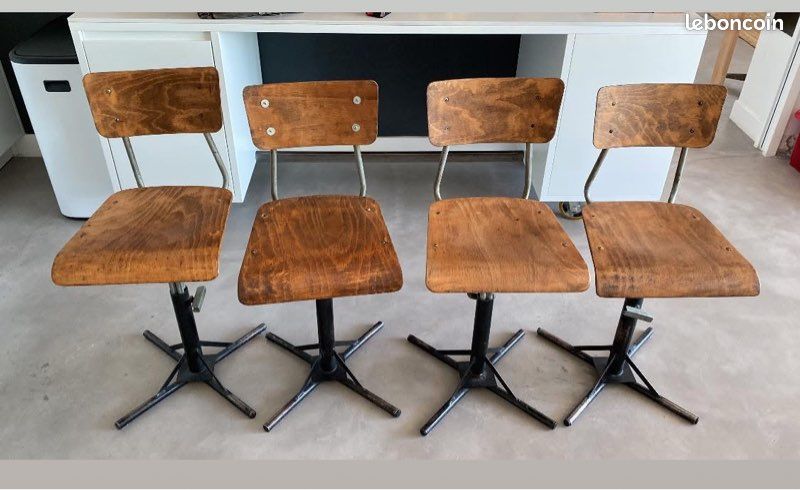 Chaises écoliers (image 1)